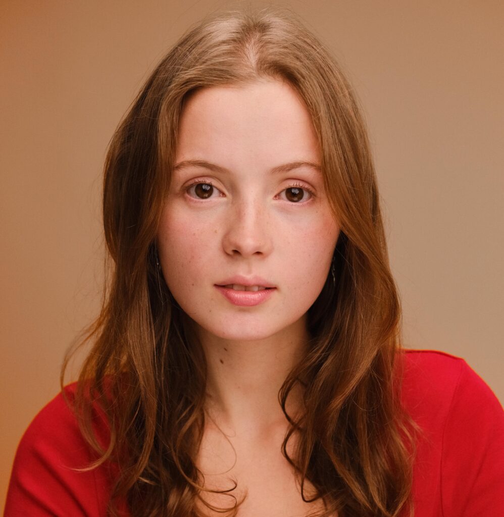 Jasmine Dubowski actor osd alumni oxford school of drama