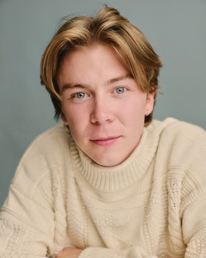 George BROMLEY ACTOR OSD ALUMNI OXFORD SCHOOL OF DRAMA ALUMNI